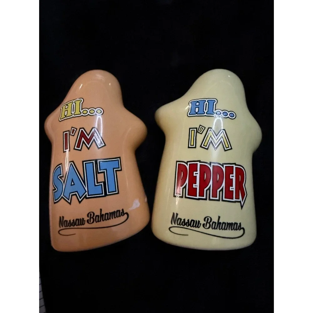 Vintage Nassau Bahamas Hugging Ghost Salt and Pepper Shakers Ceramic Souvenir